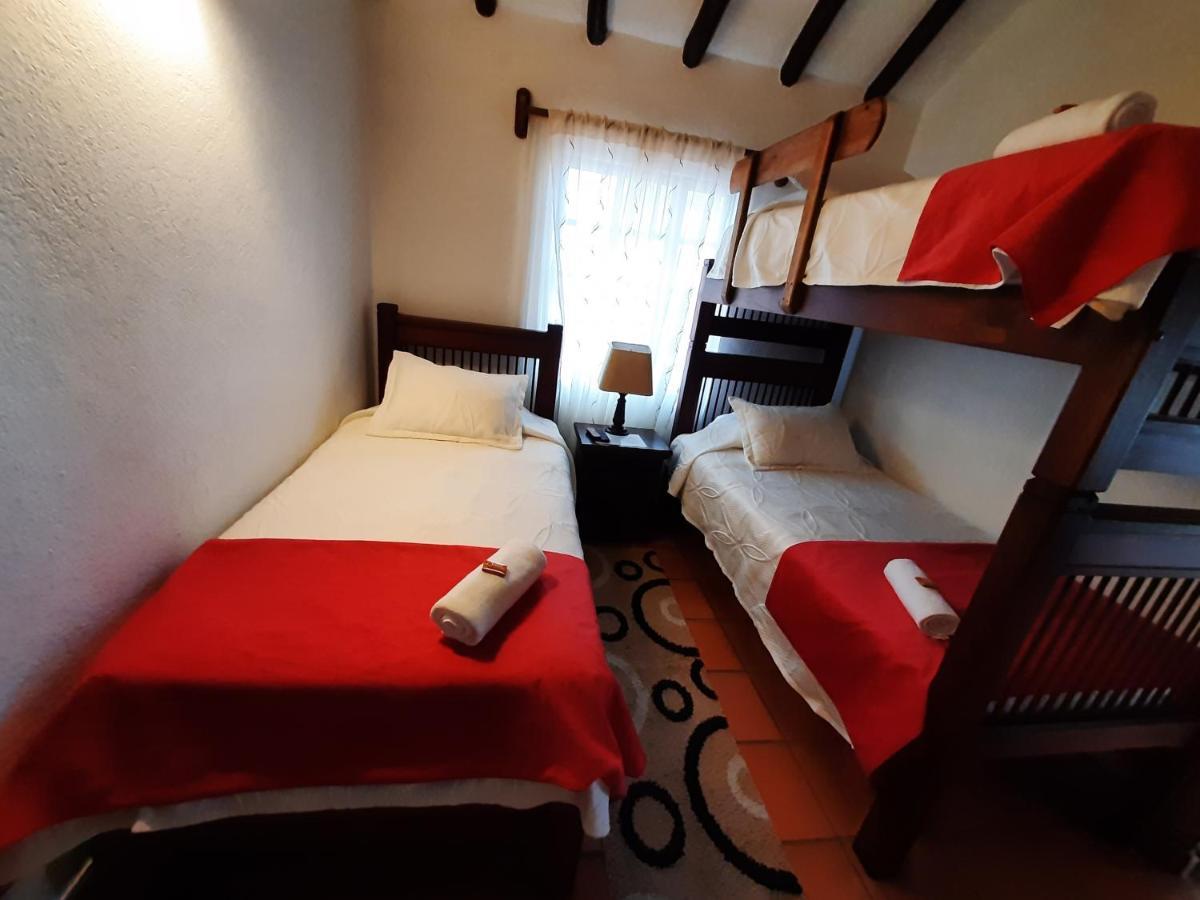 Aparta Hotel El Refugio De Maria Villa de Leyva Bagian luar foto