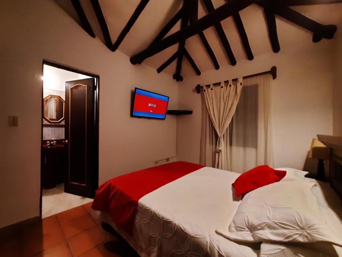 Aparta Hotel El Refugio De Maria Villa de Leyva Bagian luar foto