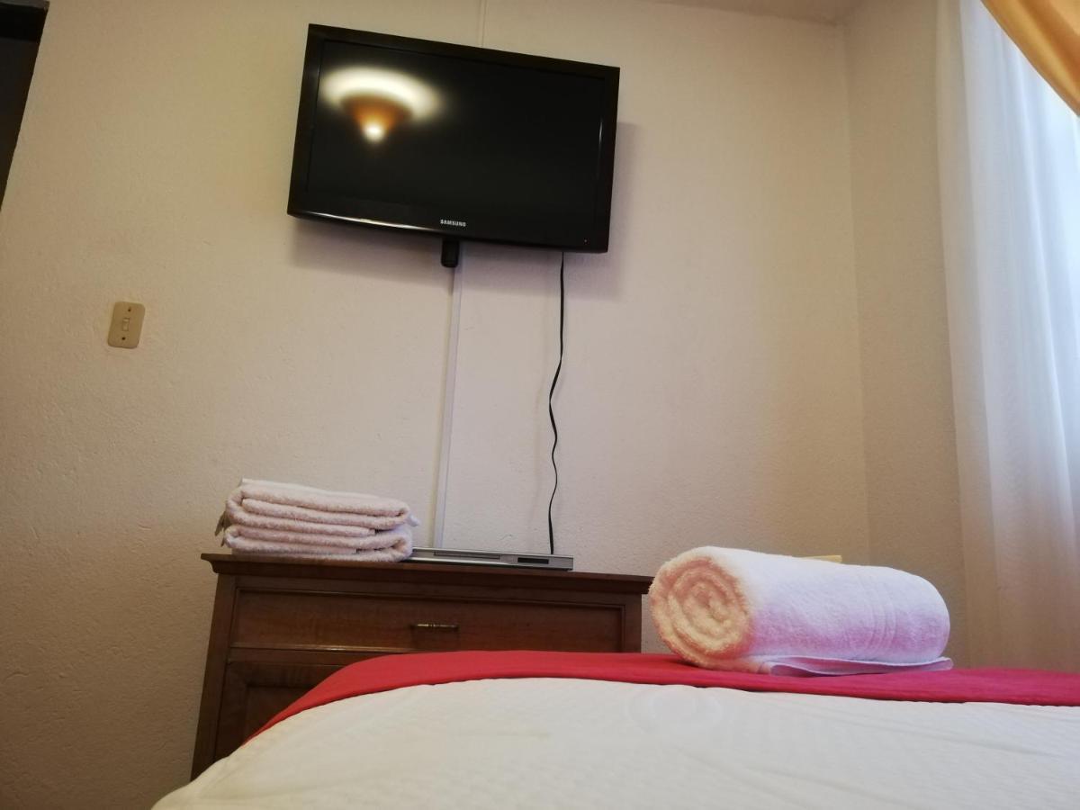 Aparta Hotel El Refugio De Maria Villa de Leyva Bagian luar foto